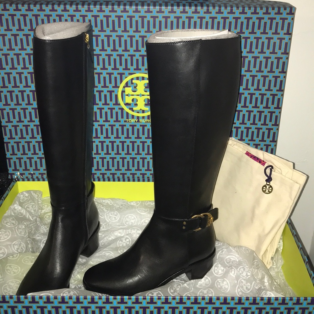 Stunning Tory Burch Boots, perfect for Fall!
